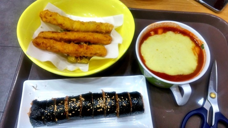 신전컵떡볶이 이미지