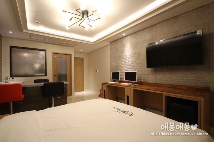초코렛모텔 이미지
