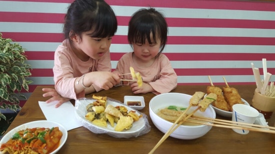 날으는떡볶이 이미지