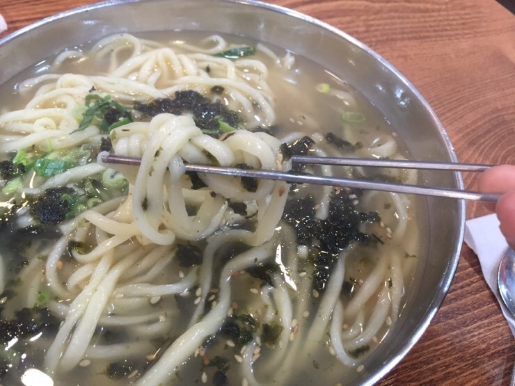홍두깨칼국수 이미지