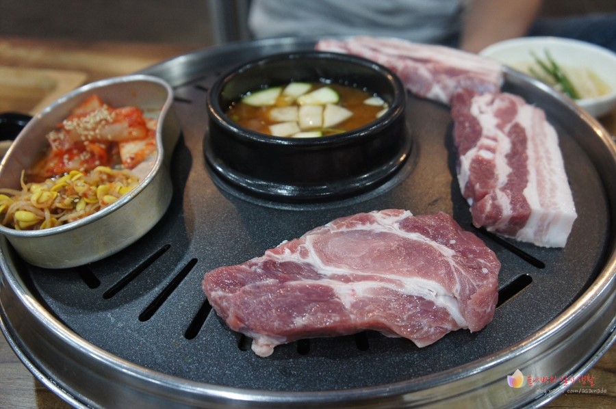 어머나무한삼겹 이미지