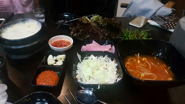 불불이족발;보쌈 이미지
