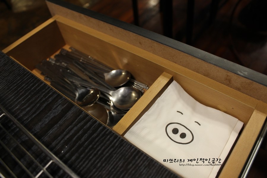 돼지문닭 이미지