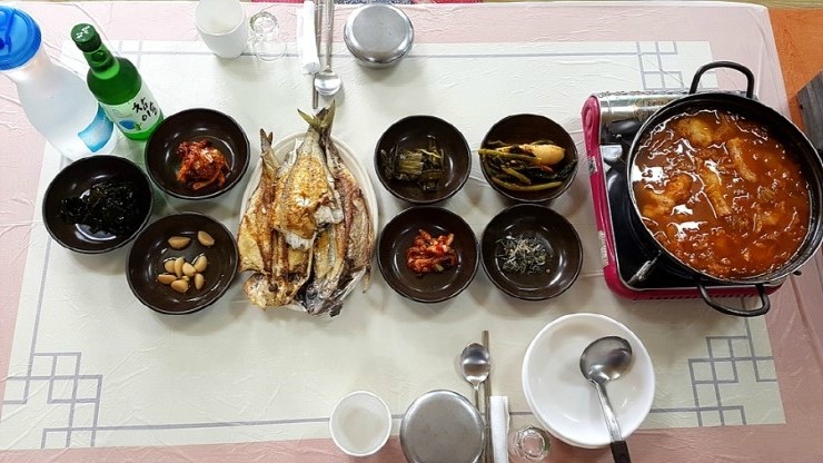 동해곰치 이미지
