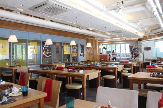 닭갈비 제작소 이미지