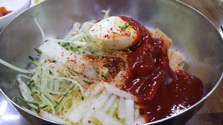 포항닭칼국수 이미지
