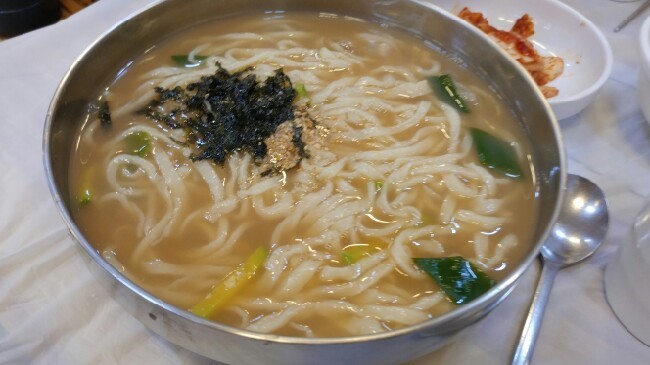 모이세홍두깨손칼국수 이미지