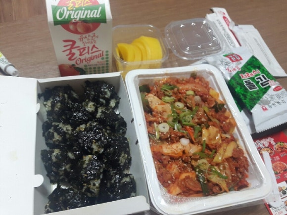 오돌닭발 이미지