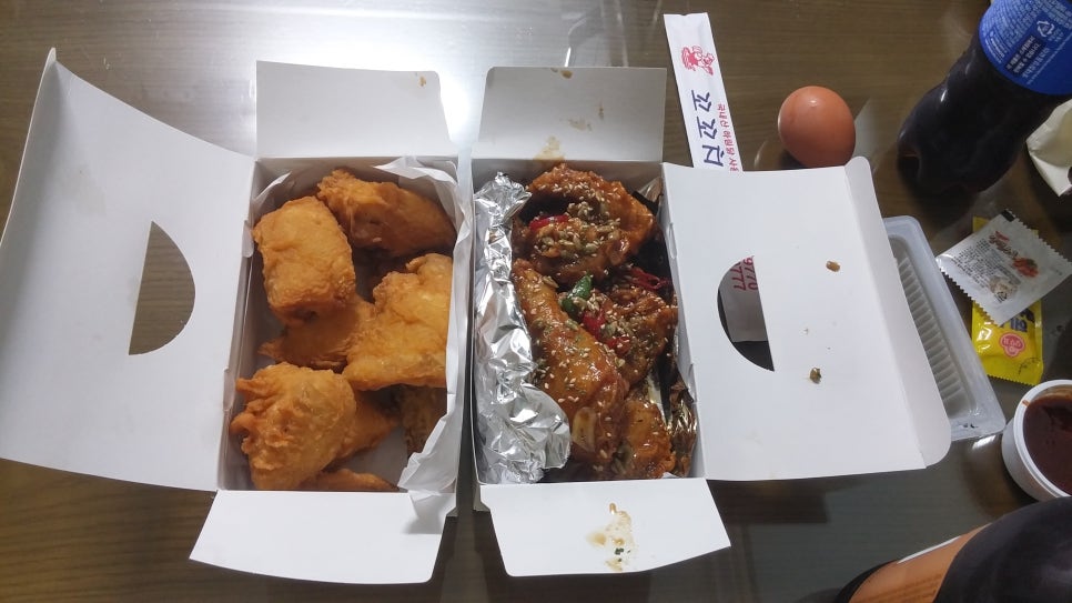 꼬꼬두마리치킨 이미지