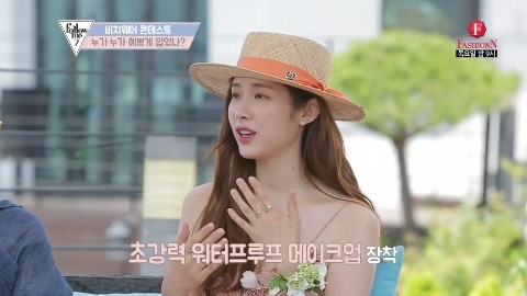 드레스&커피 이미지