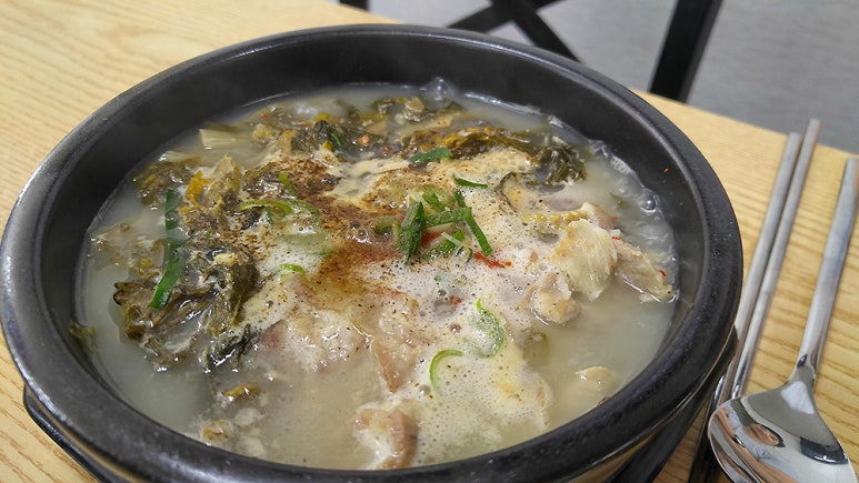 시골집 돼지국밥 이미지