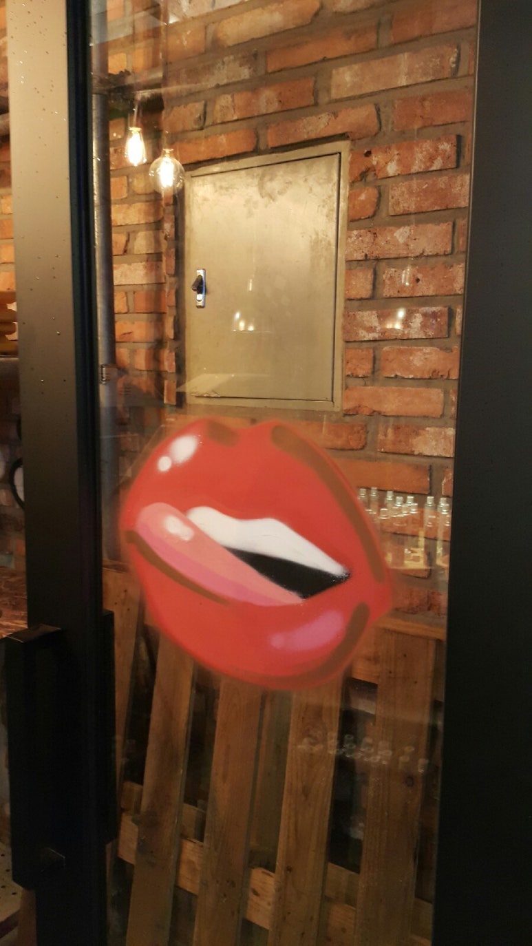헌치스핫도그 이미지
