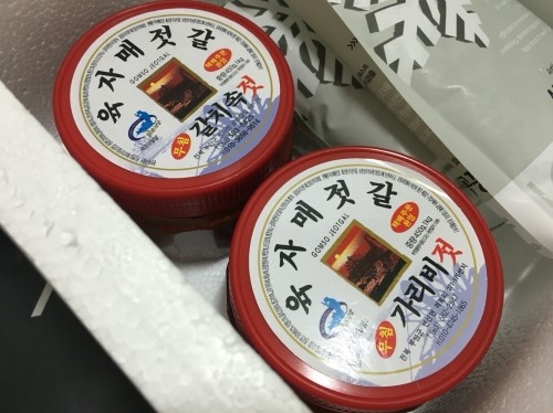 육자매젓갈 이미지