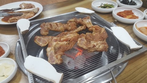 삼식이네숯불갈비 이미지