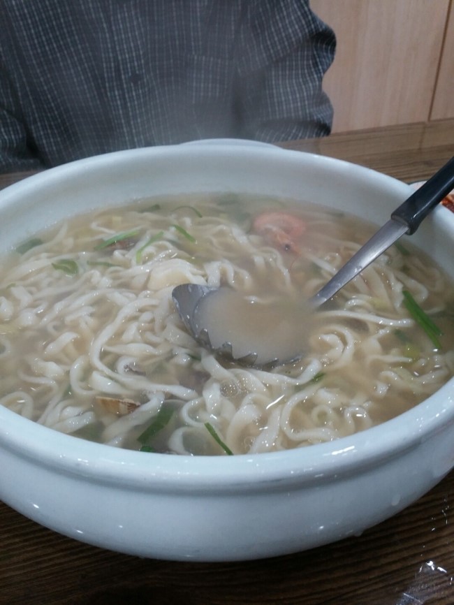 홍두께칼국수보리밥 이미지