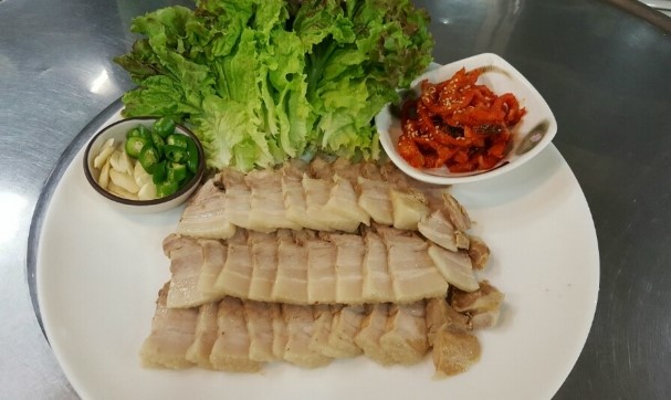 꼬꼬족발 이미지