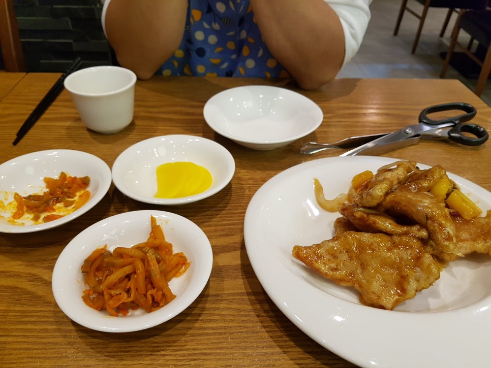 양꼬치앤칭따오 이미지
