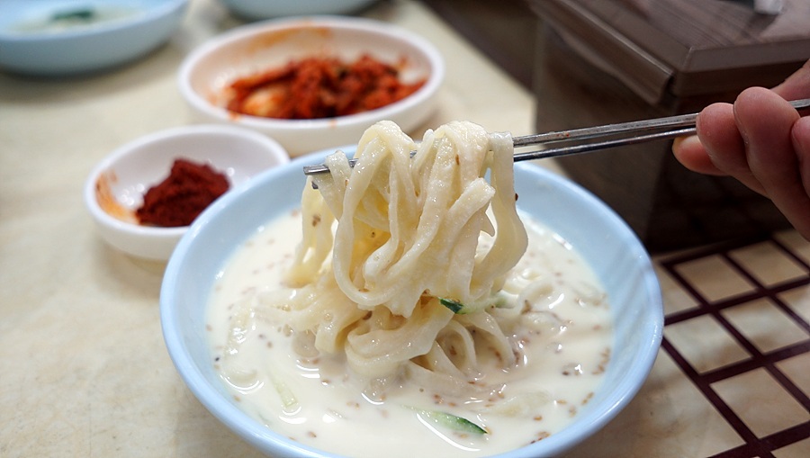 배서방칼국수 이미지