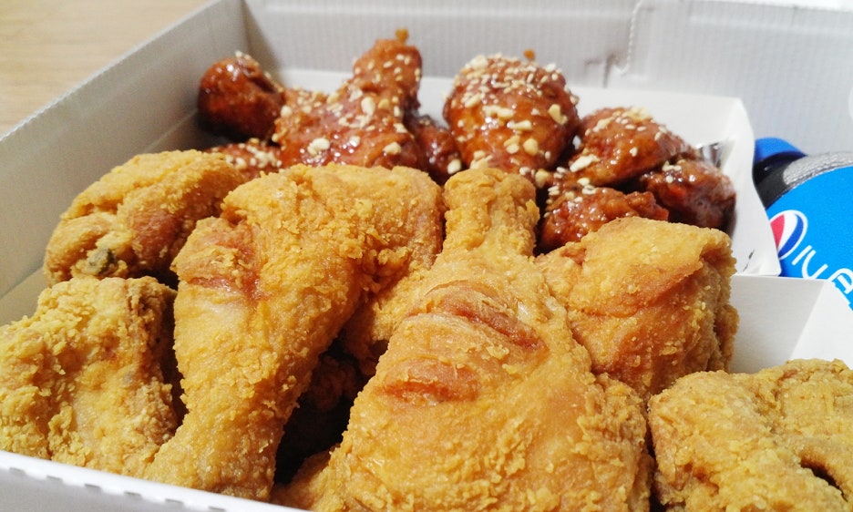 EQ치킨 이미지