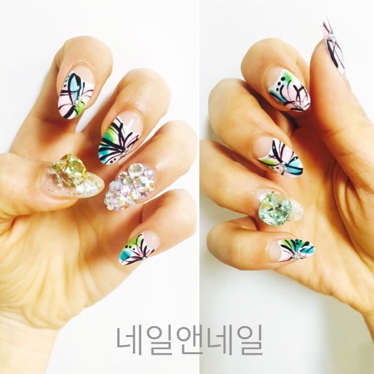 꼬까손네일 이미지