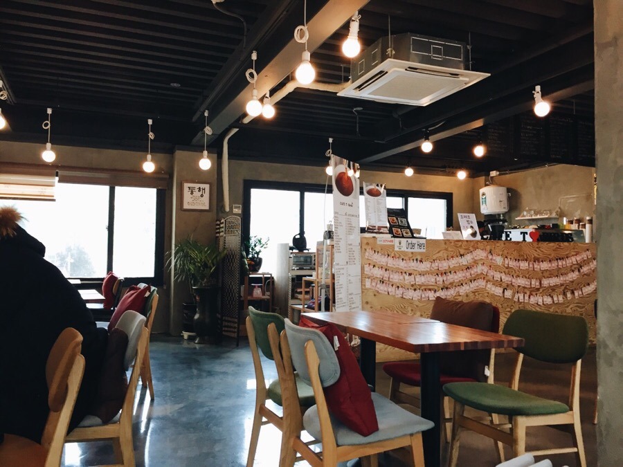 카페티버즈 이미지