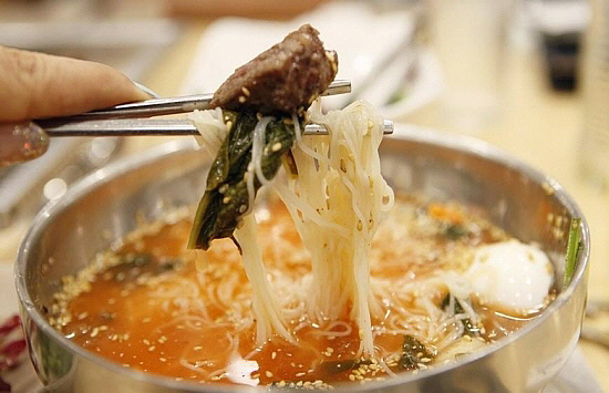 장어랑한우랑 이미지