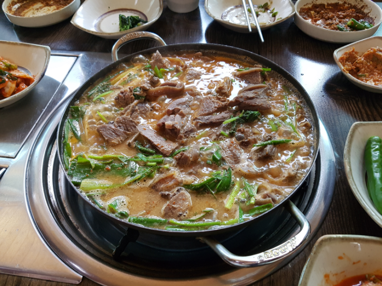 통일가마솥보신탕 이미지