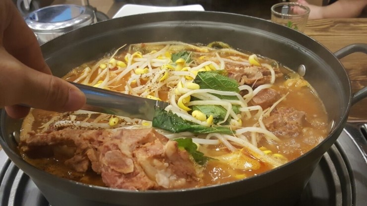 일인자감자탕 이미지