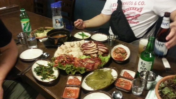 신도왕족발 이미지