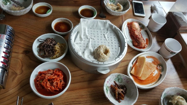 산청뽕잎해물칼국수 이미지