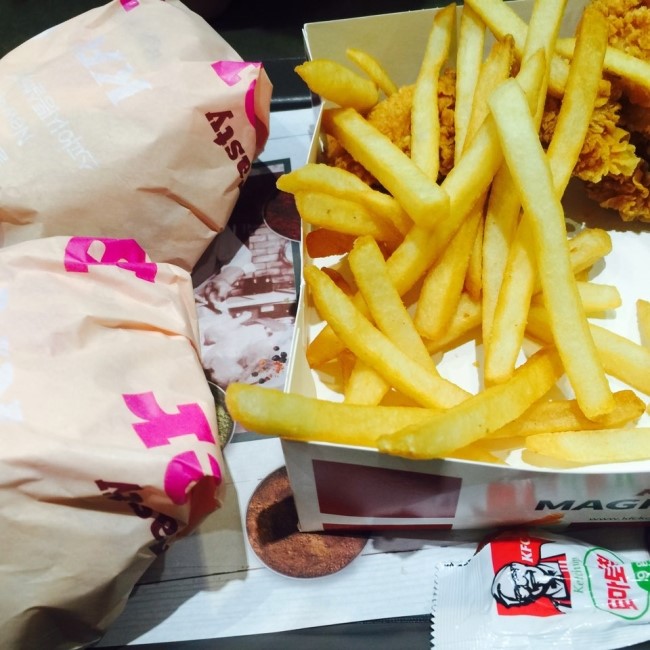 오천냥치킨 이미지