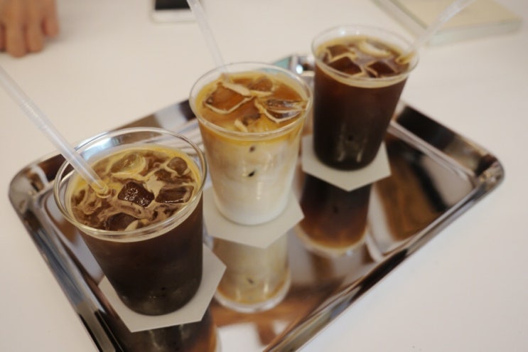 어쩌다'카페 이미지