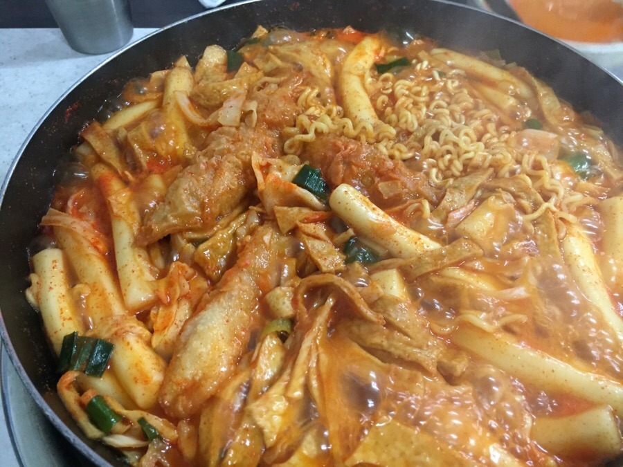 얌이얌이 떡볶이 이미지
