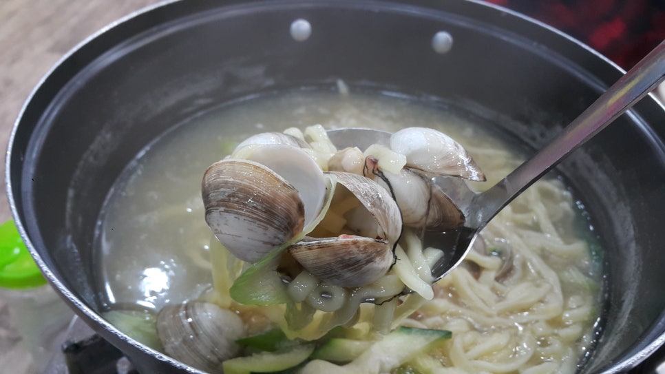 복수칼국수 이미지