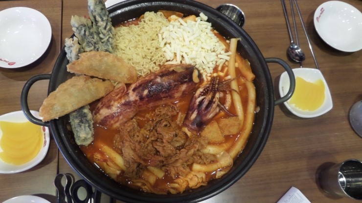 모범떡볶이 1976 이미지
