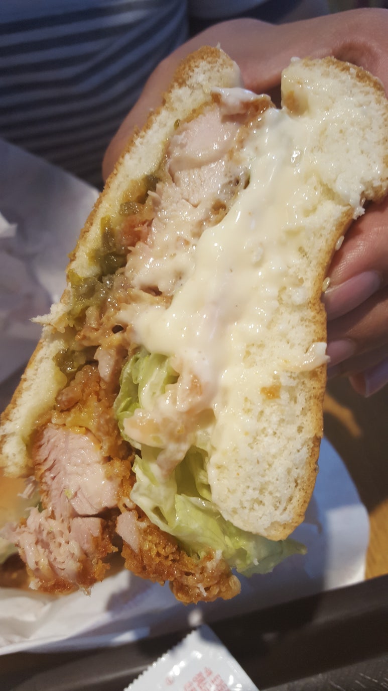 맘스터치예산 이미지