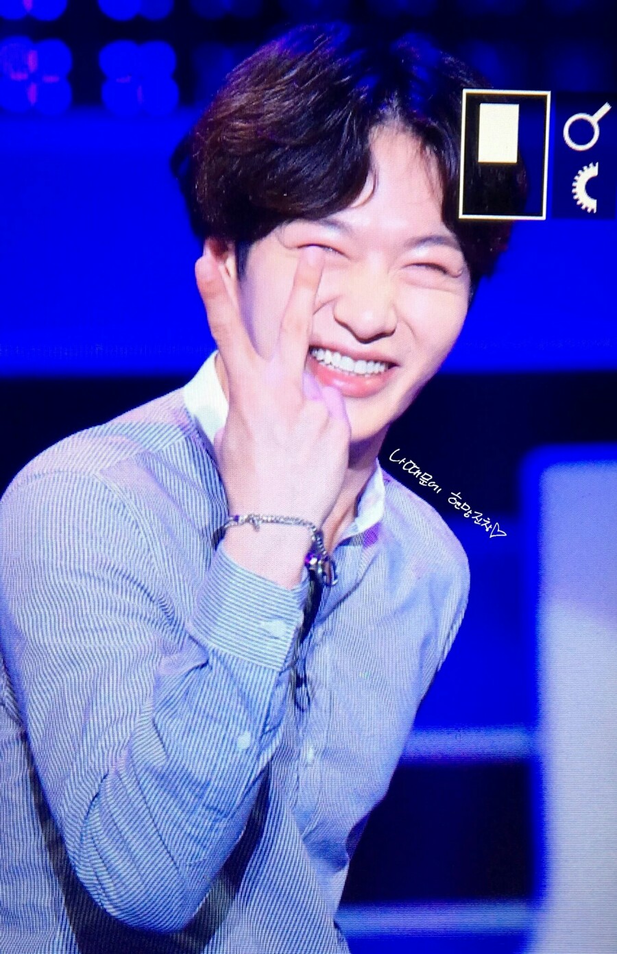 더블루 이미지