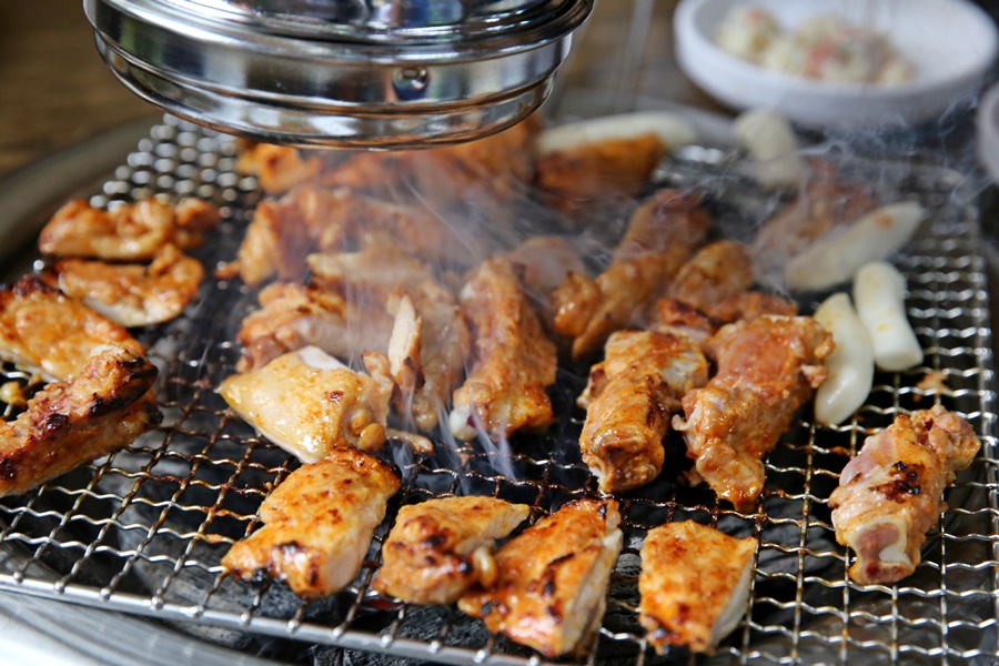 전통춘천숯불닭갈비 이미지