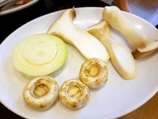 동아솥뚜껑삼겹살 이미지