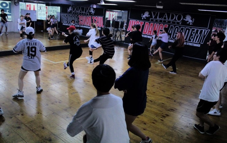JUSTDANCE학원 이미지