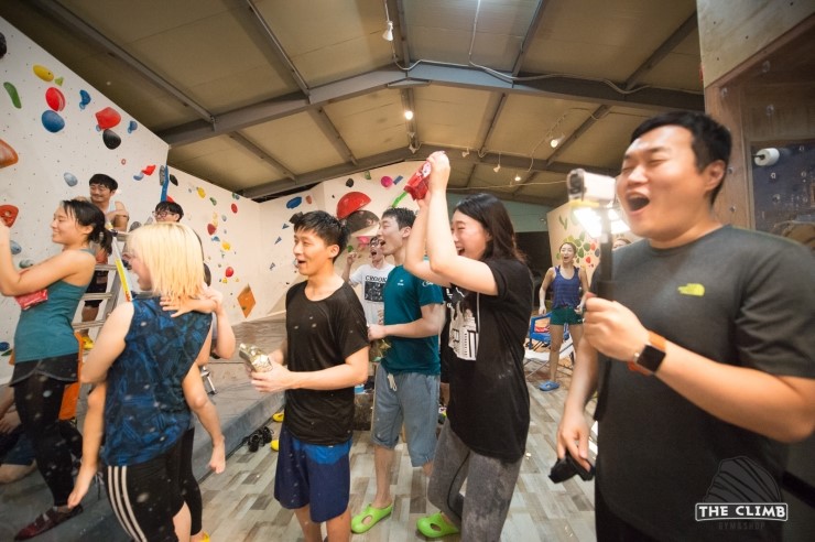 더볼더 이미지