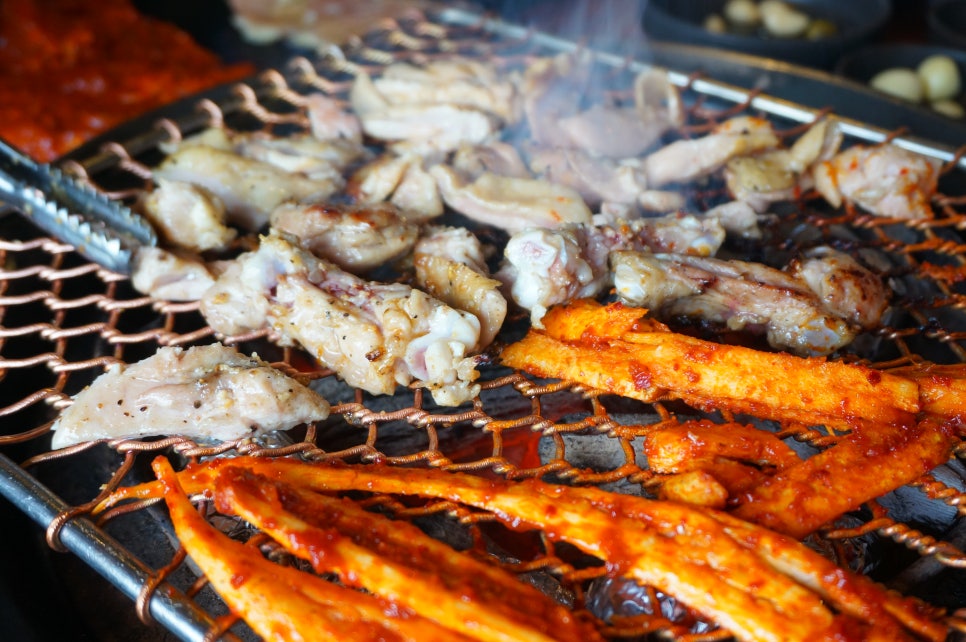 토담참숯닭갈비 이미지