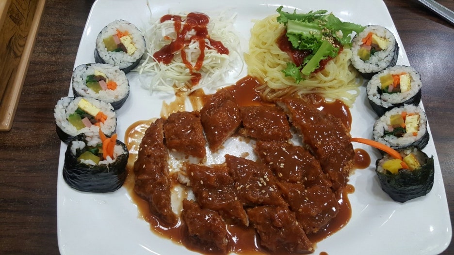 정식김밥 이미지