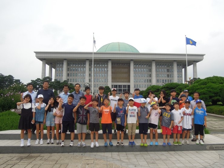이동초등학교 이미지