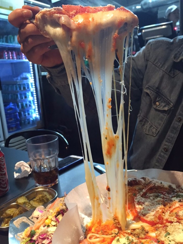 시카고피자 이미지