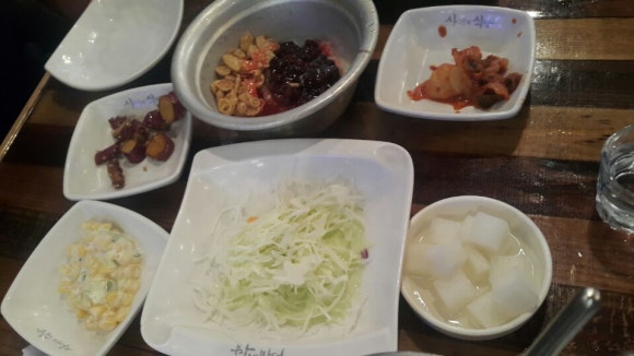 사거리 식당 이미지