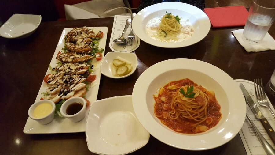 bhc 치킨대학로본점 이미지