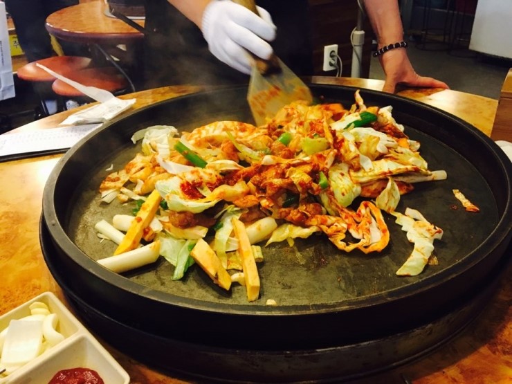 명동일번지닭갈비 이미지