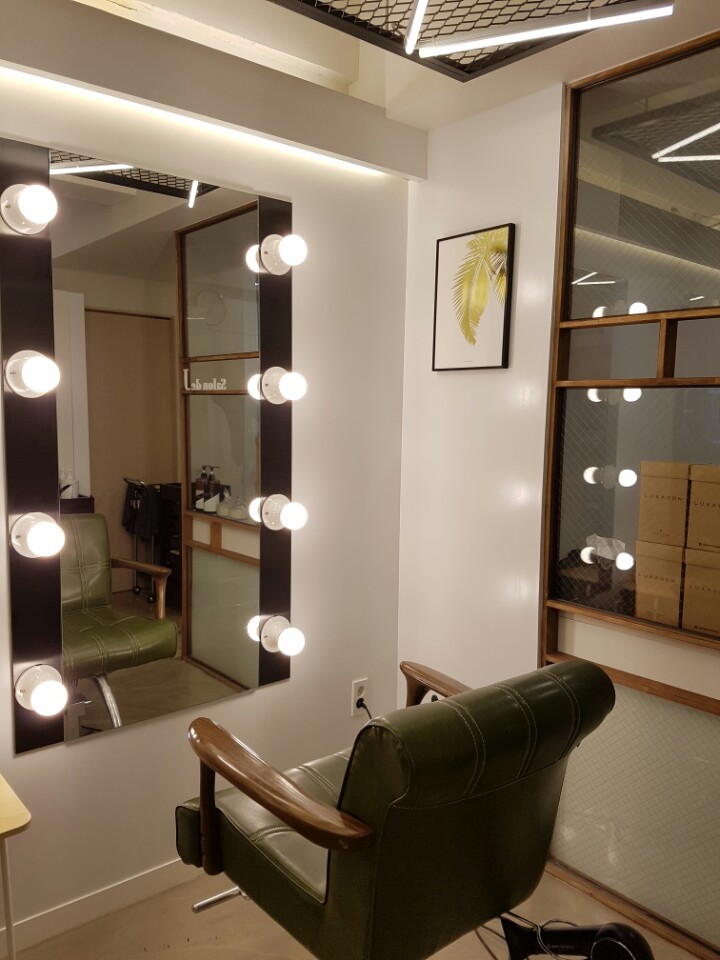 Salon de J 이미지