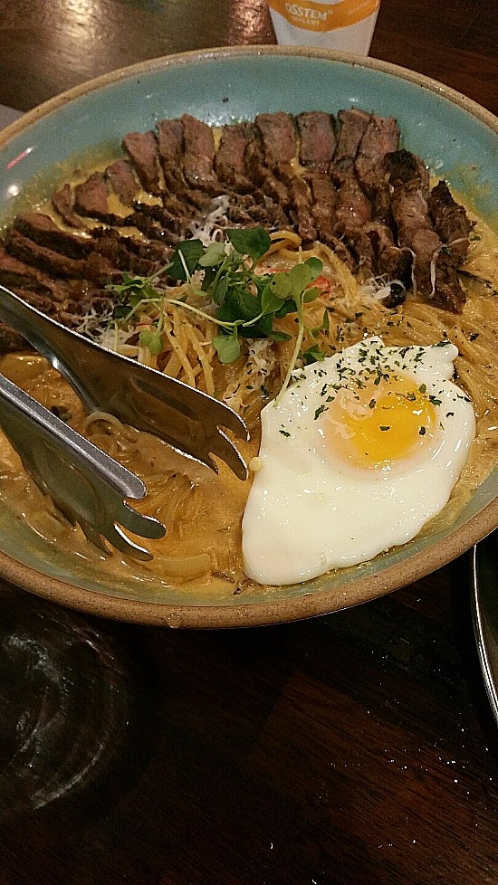 서가로스터리 이미지